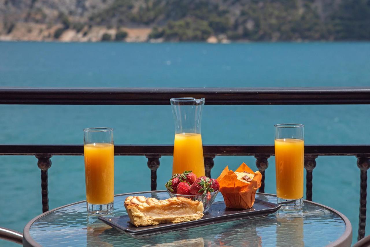 Hotel Aggelos Kefalonia Argostoli  Exteriör bild