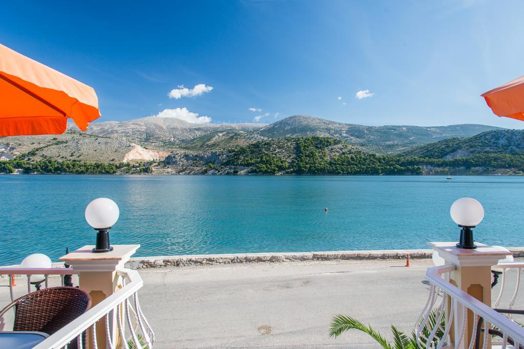 Hotel Aggelos Kefalonia Argostoli  Exteriör bild