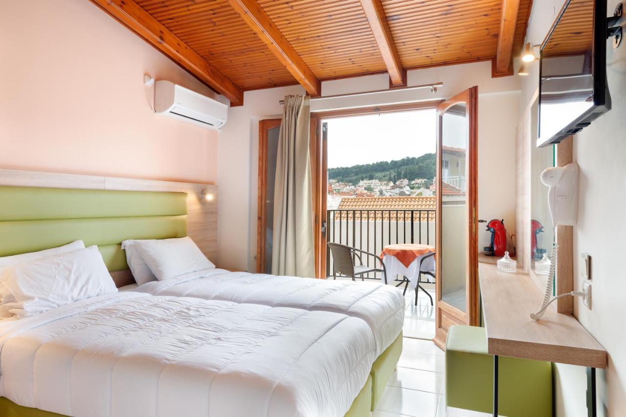 Hotel Aggelos Kefalonia Argostoli  Exteriör bild