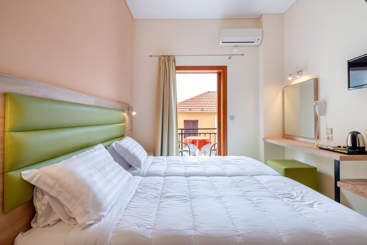 Hotel Aggelos Kefalonia Argostoli  Exteriör bild